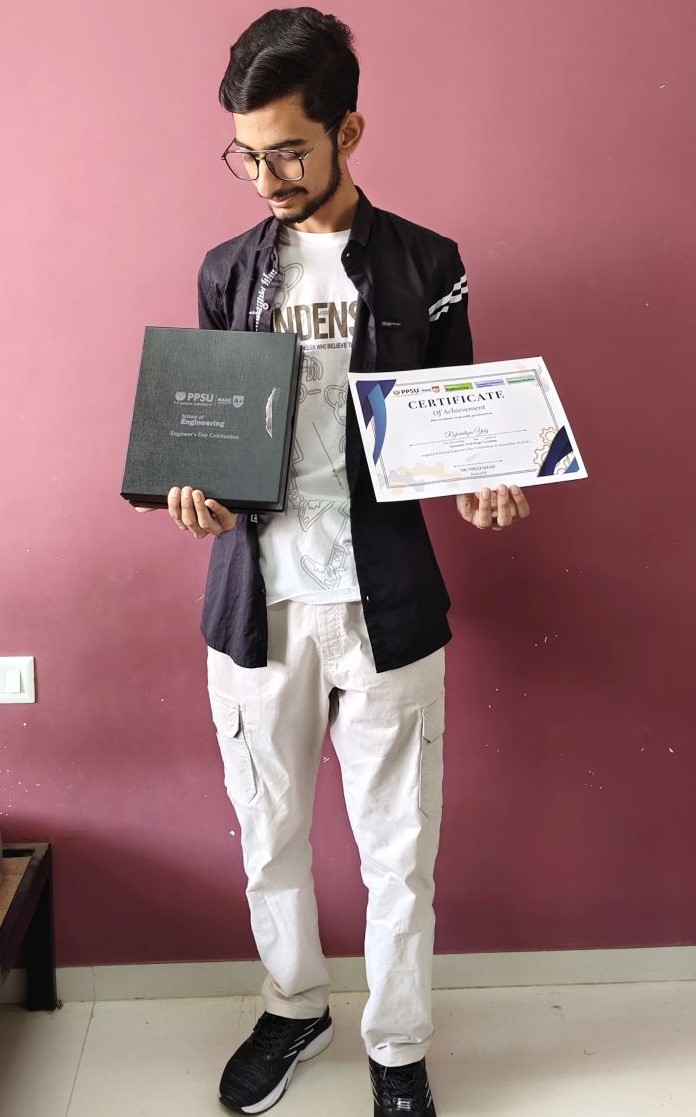 Yug Rojivadiya Securing 1st Prize in Website Building Competition